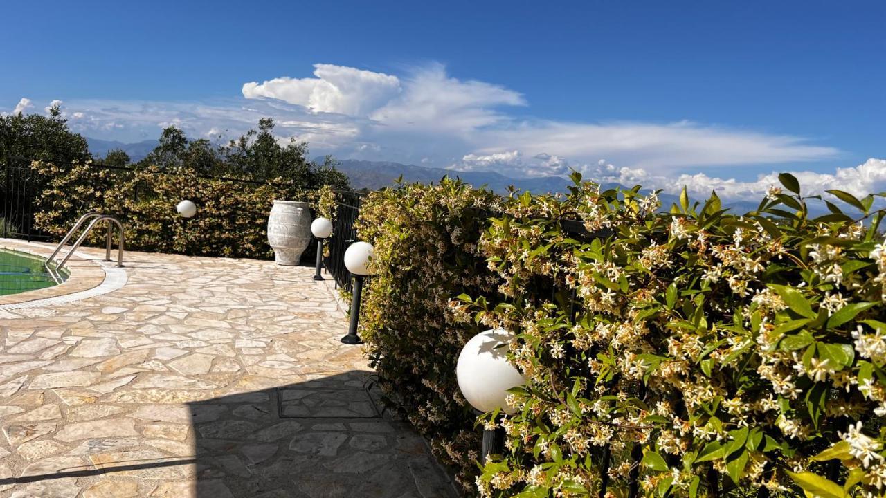Villa Sania Kassiopi Exteriér fotografie